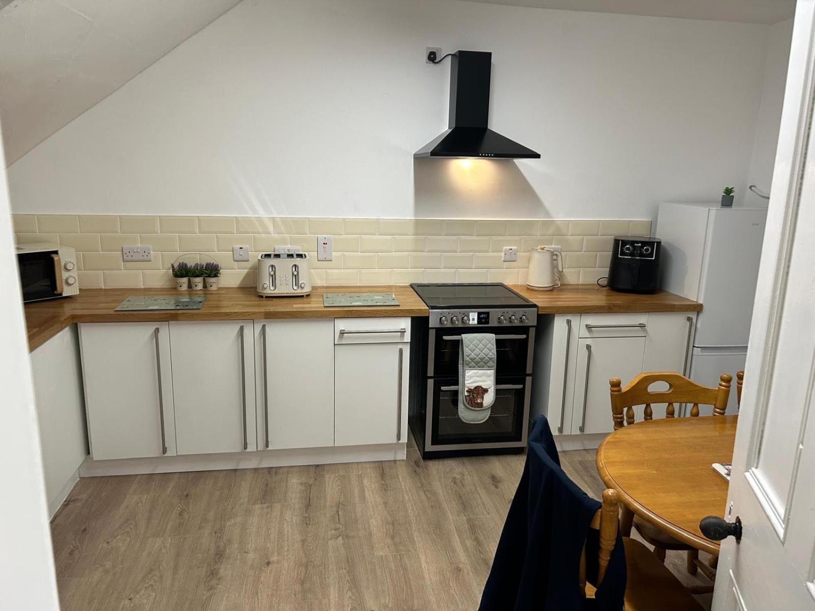 3 Bed Cozy Antrim Apartment With Great Views Εξωτερικό φωτογραφία